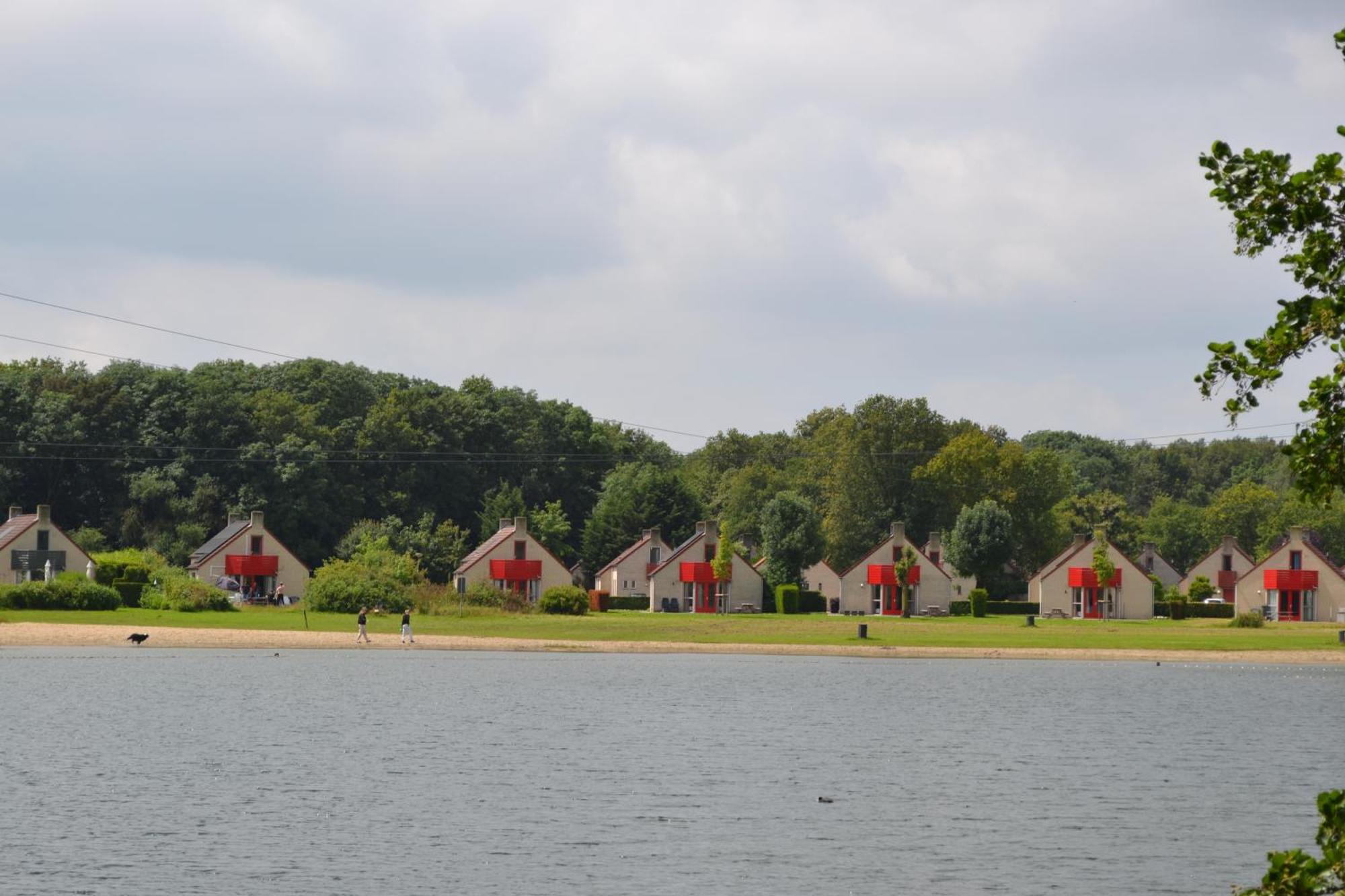 Comfortabel 6P Vakantiehuis Met Laadpaal Ewijk 外观 照片